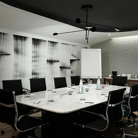 Grand Hyatt Hotel 5*