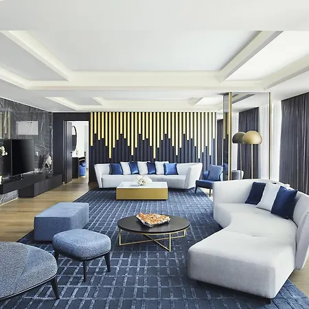 Grand Hyatt 5*